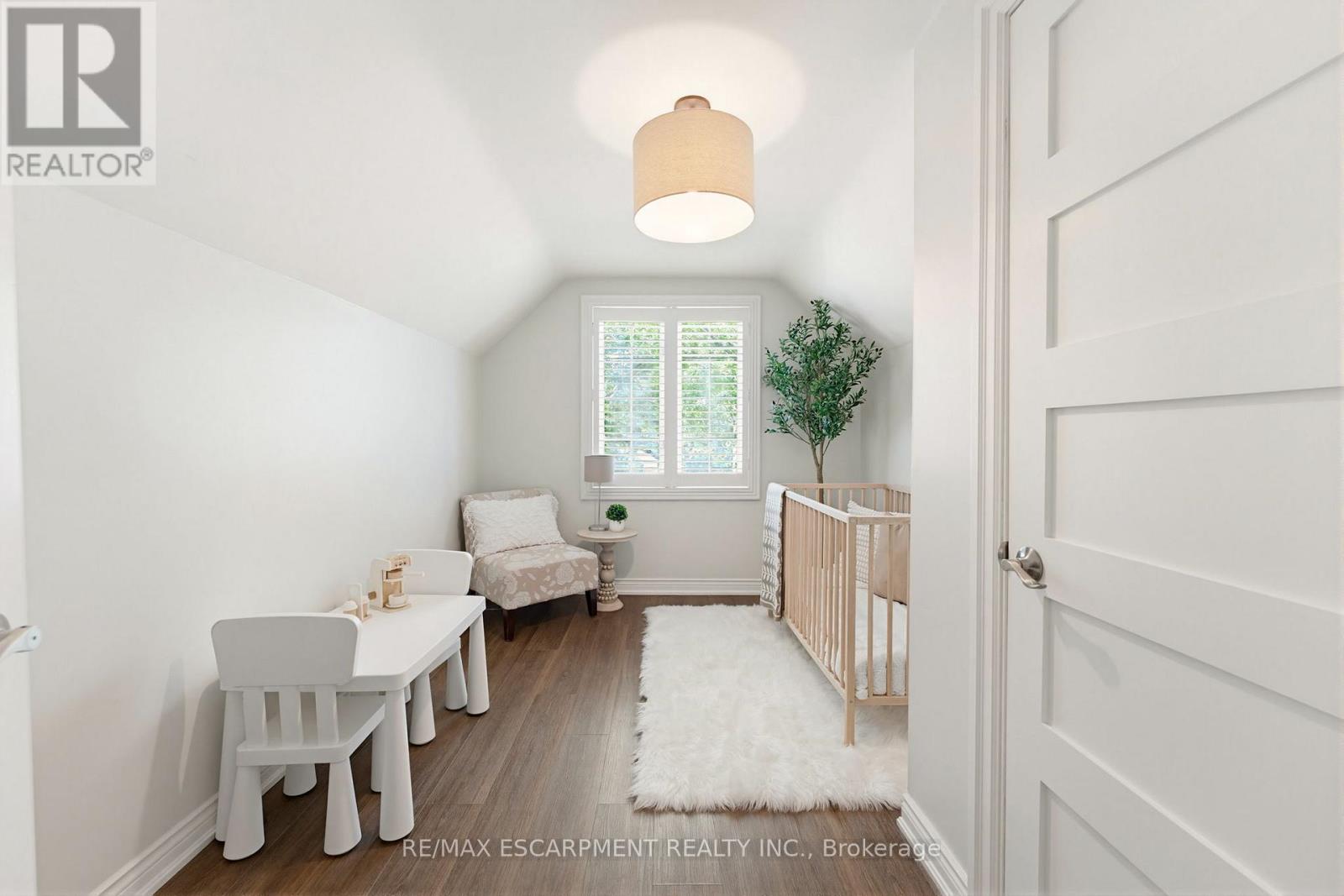 304 Parkside Drive, Hamilton, Ontario  L0R 2H0 - Photo 19 - X13207058