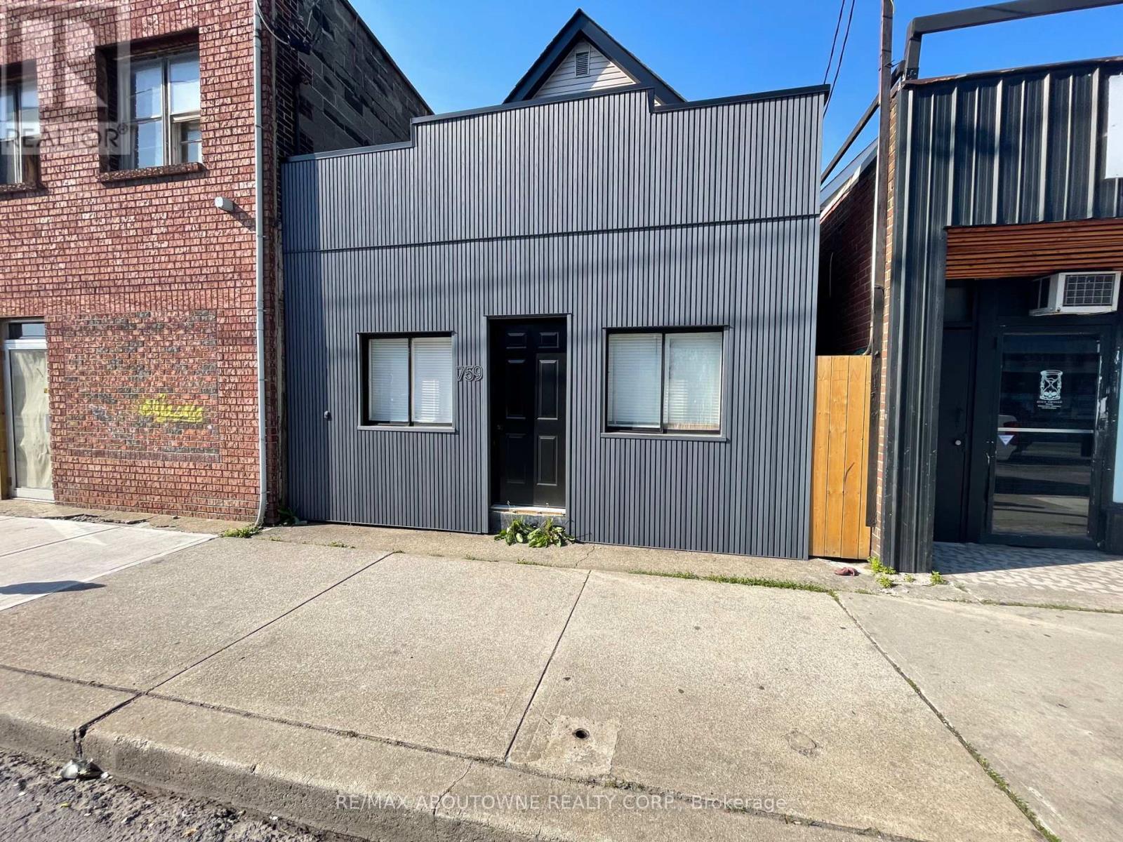 759 Barton Street E, Hamilton, Ontario  L8L 3A9 - Photo 4 - X13207118