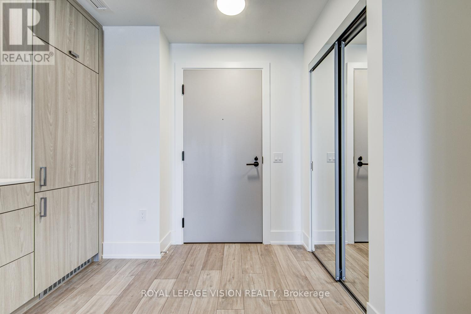 726 - 858 Dupont Street, Toronto, Ontario  M6G 0C1 - Photo 4 - W13186616