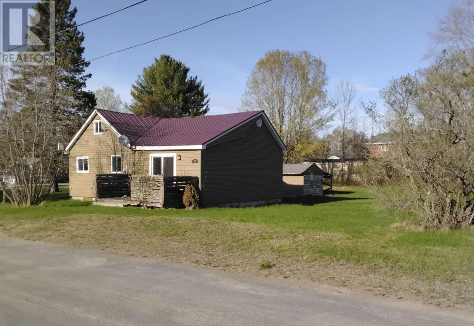 32 Main St, Iron Bridge, Ontario  P0R 1H0 - Photo 35 - SM260389