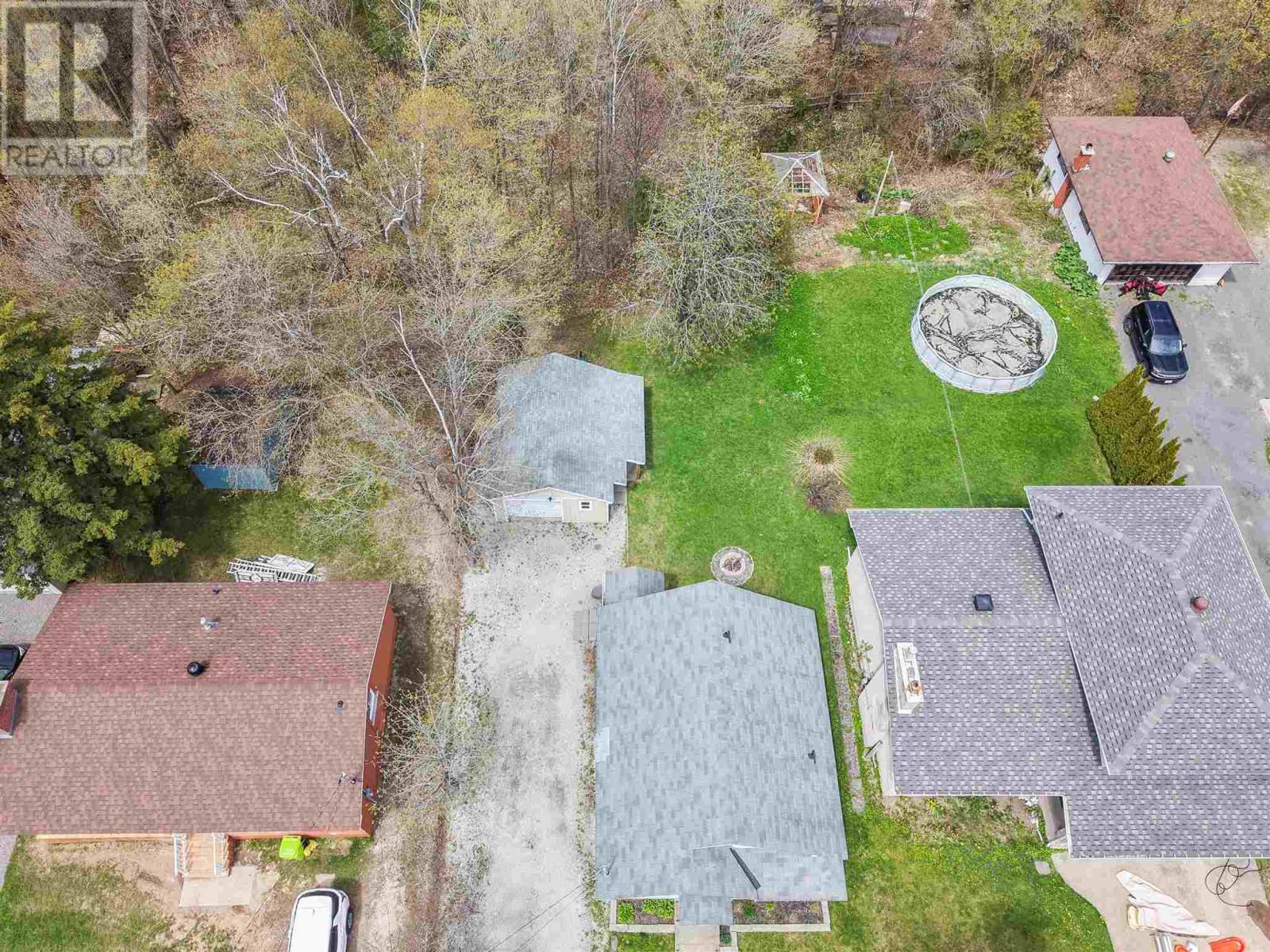59 Knox Ave, Sault Ste. Marie, Ontario  P6B 3X8 - Photo 4 - SM261133