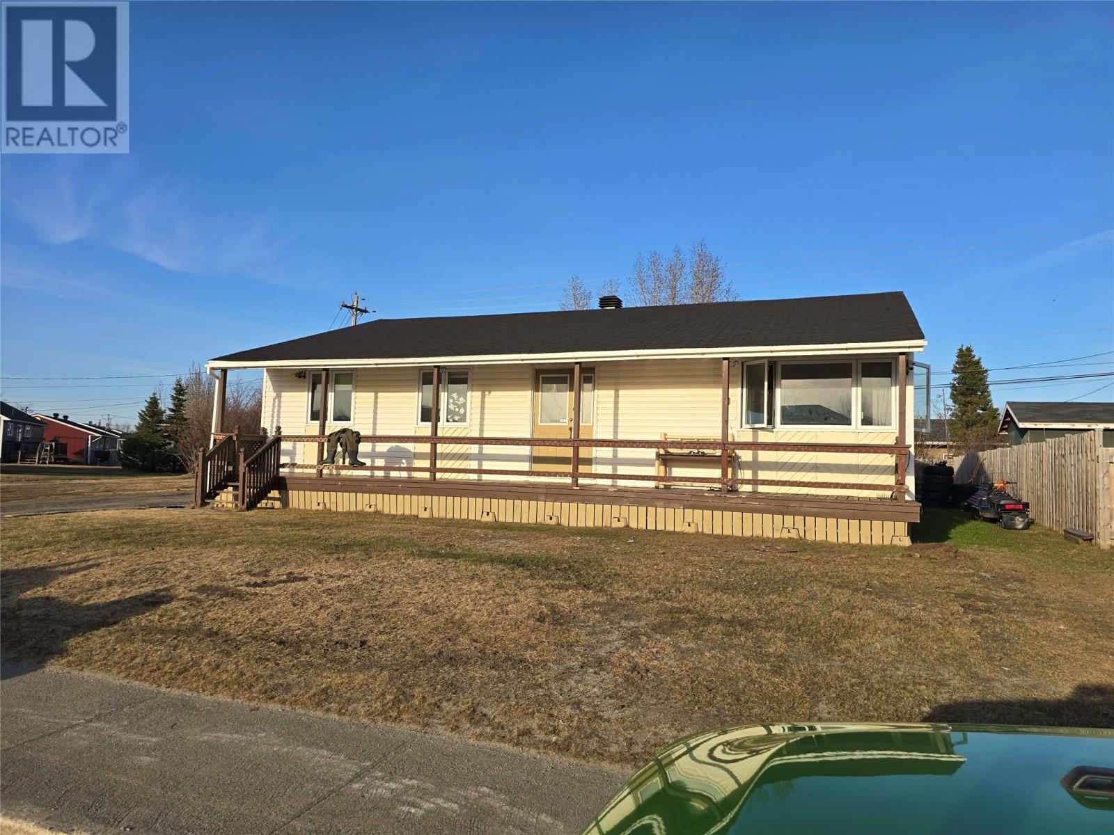 716 Lakeside Drive, Labrador City, Newfoundland & Labrador  A2V 1B8 - Photo 2 - 1297975