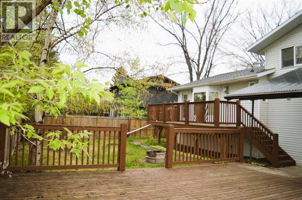 65 Wiltshire Boulevard, Red Deer, Alberta  T4N 6L2 - Photo 2 - A2313624