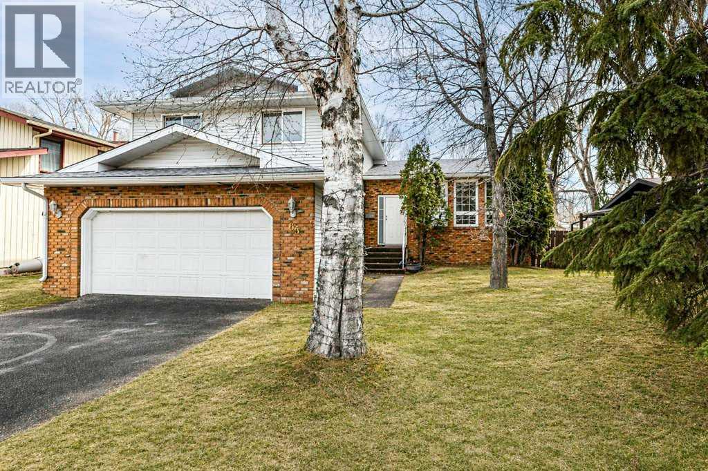 65 Wiltshire Boulevard, Red Deer, Alberta  T4N 6L2 - Photo 1 - A2313624