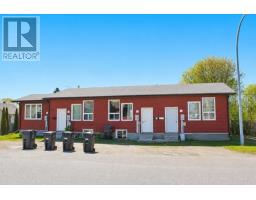 303 Frederica ST W, Thunder Bay, Ontario