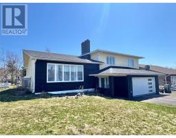 10 Southcott Drive