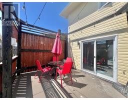 10 Southcott Drive