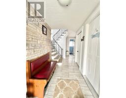 10 Southcott Drive