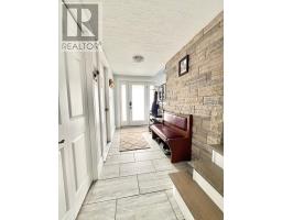 10 Southcott Drive