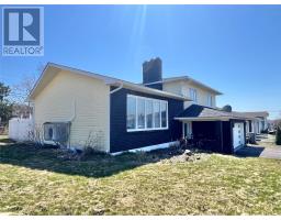 10 Southcott Drive