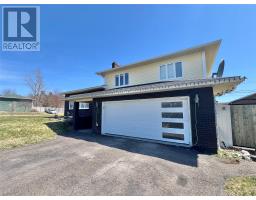 10 Southcott Drive