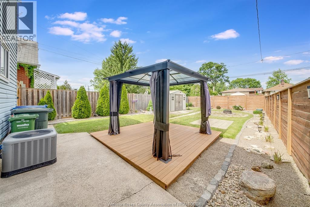 1804 Hall Avenue, Windsor, Ontario N8W 2L4 - Photo 43 - 26011186