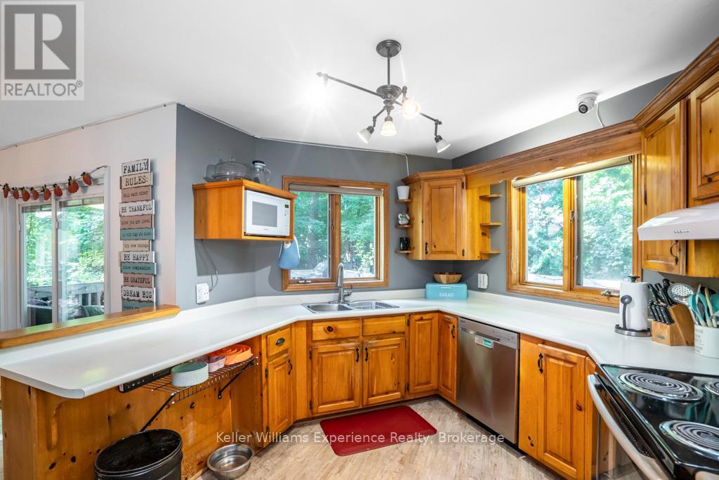 14 Oneida Crescent, Tiny, Ontario  L9M 0B2 - Photo 12 - S13207136