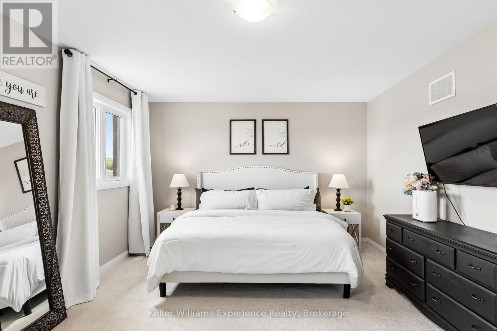 8 Hewson Street, Penetanguishene, Ontario  L9M 0V8 - Photo 20 - S13207256