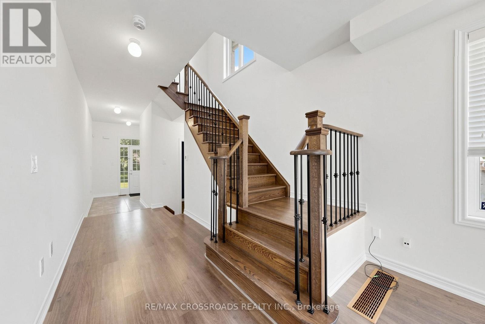 27 Collier Crescent, Markham, Ontario  L6E 0T2 - Photo 12 - N13202444