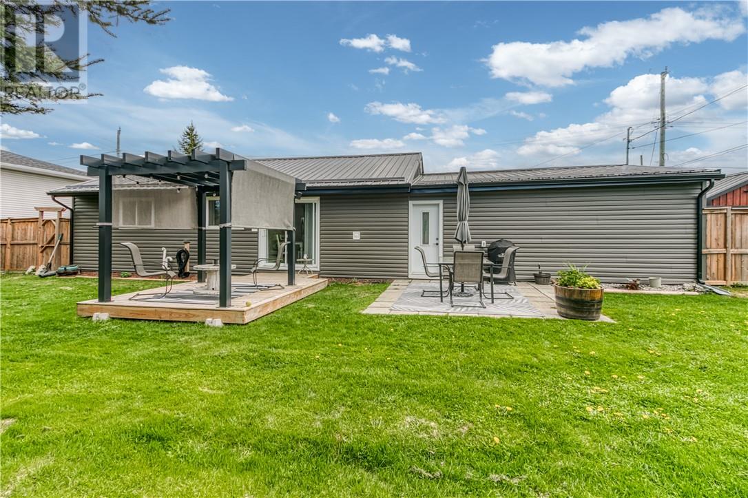 3979 Harold Crescent, Val Caron, Ontario  P3N 1J3 - Photo 6 - 2128090