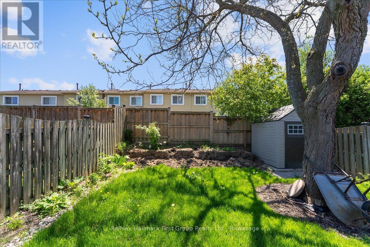 121 Ribblesdale Avenue, Whitby, Ontario  L1N 7K2 - Photo 25 - E13207272