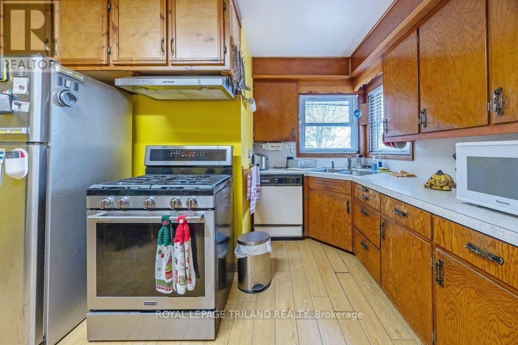 8 Weldon Avenue, St. Thomas, Ontario  N5P 1J6 - Photo 15 - X13207184