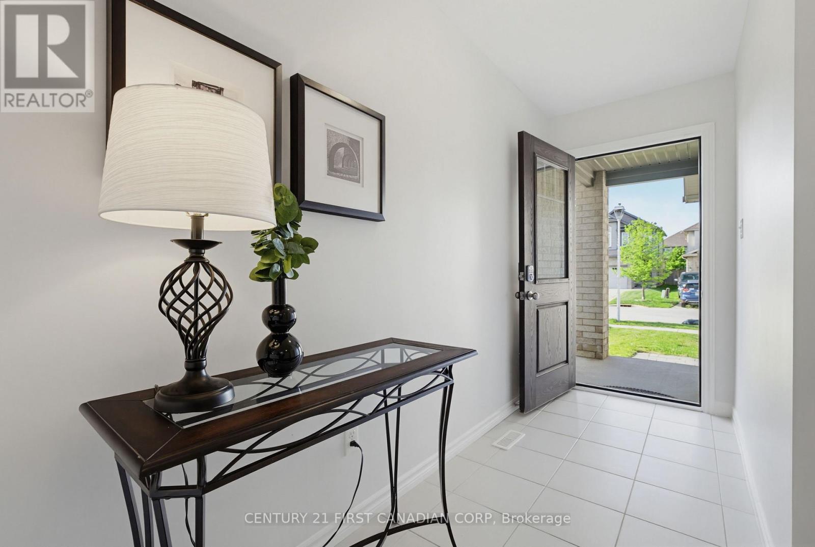 1210 Sandbar Street, London North, Ontario  N6G 0G7 - Photo 3 - X13207260