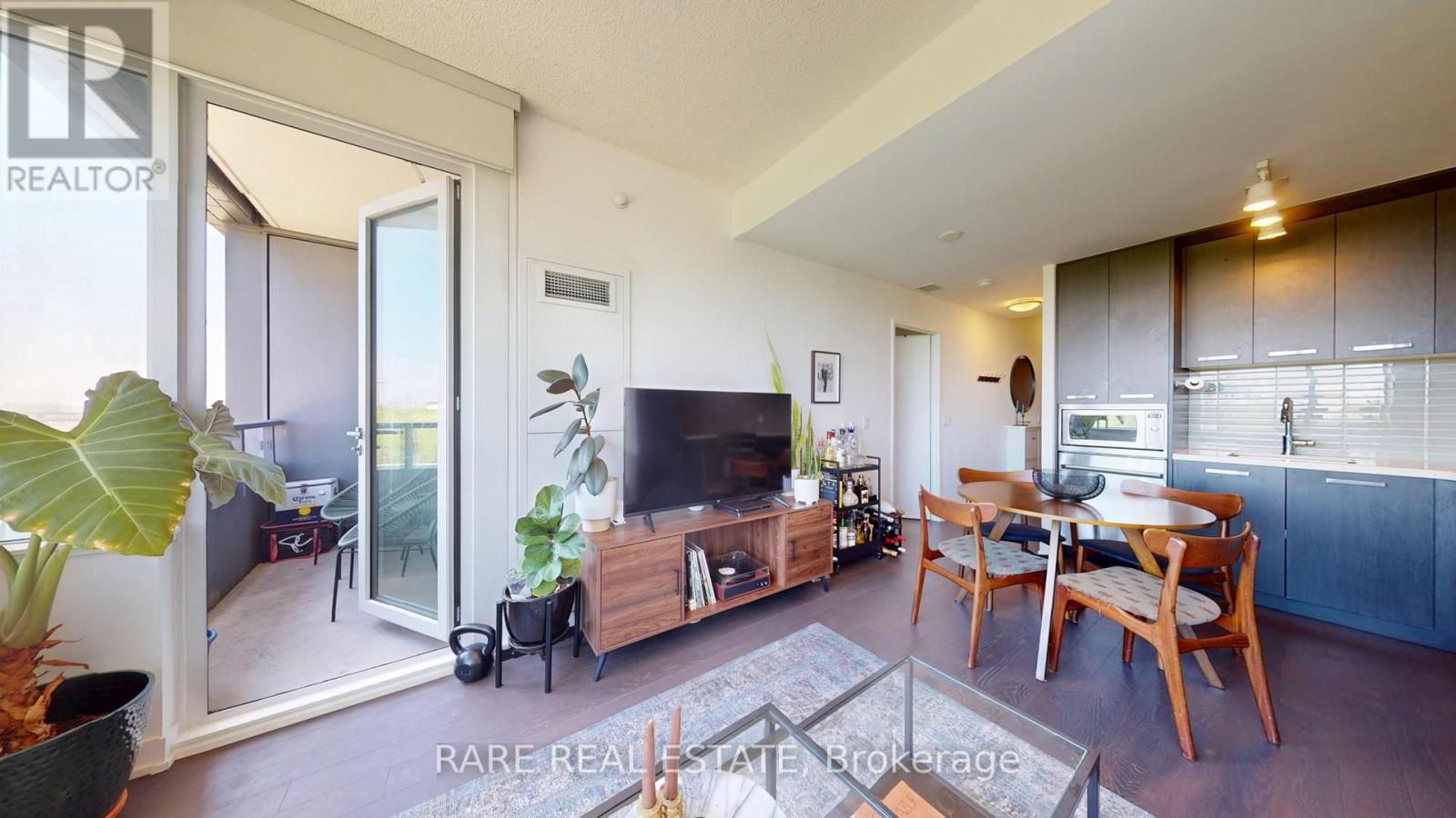 N516 - 120 Bayview Avenue, Toronto, Ontario  M5A 0G4 - Photo 3 - C13207134