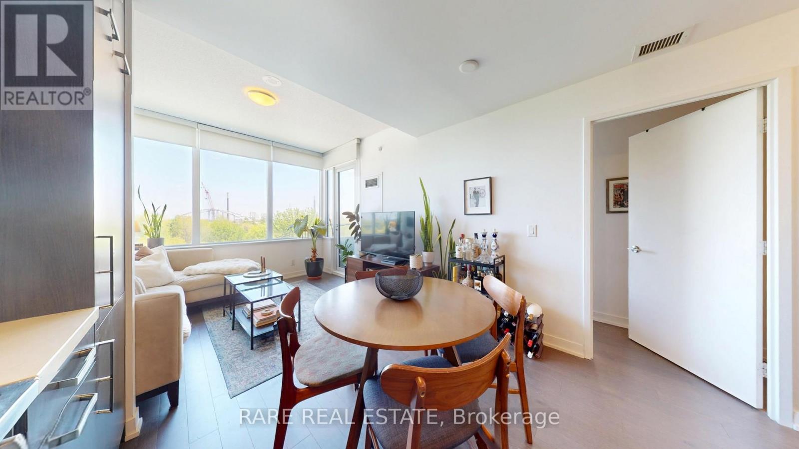 N516 - 120 Bayview Avenue, Toronto, Ontario  M5A 0G4 - Photo 4 - C13207134