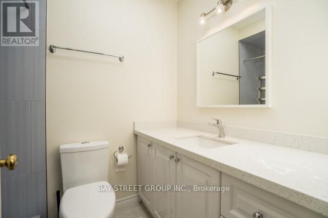 137 Helendale Avenue, Toronto, Ontario  M4R 1C6 - Photo 12 - C13207174