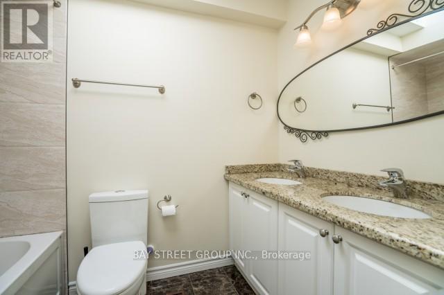137 Helendale Avenue, Toronto, Ontario  M4R 1C6 - Photo 9 - C13207174