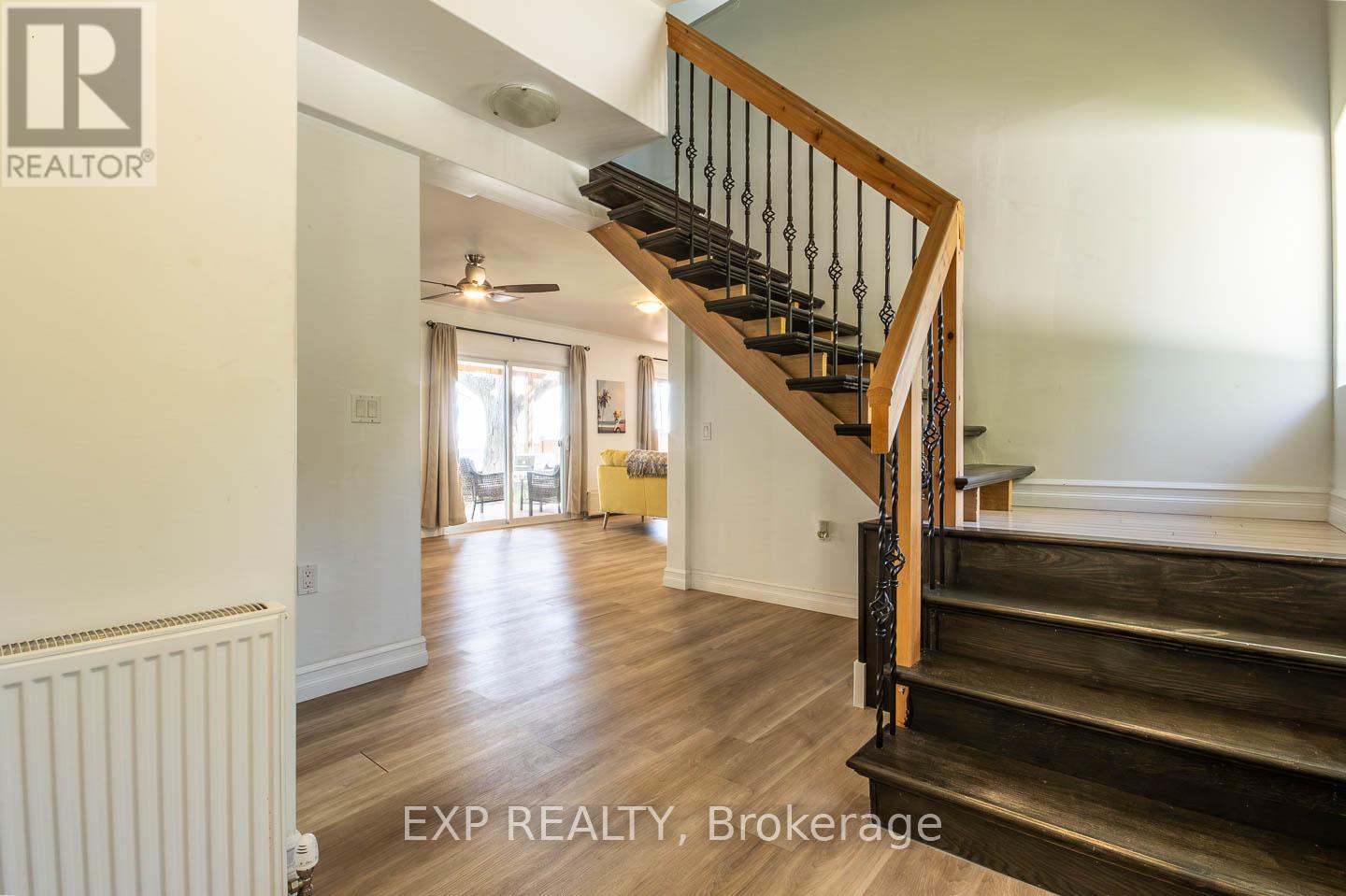 43 Clifford Street, Quinte West, Ontario  K0K 1L0 - Photo 10 - X12798446