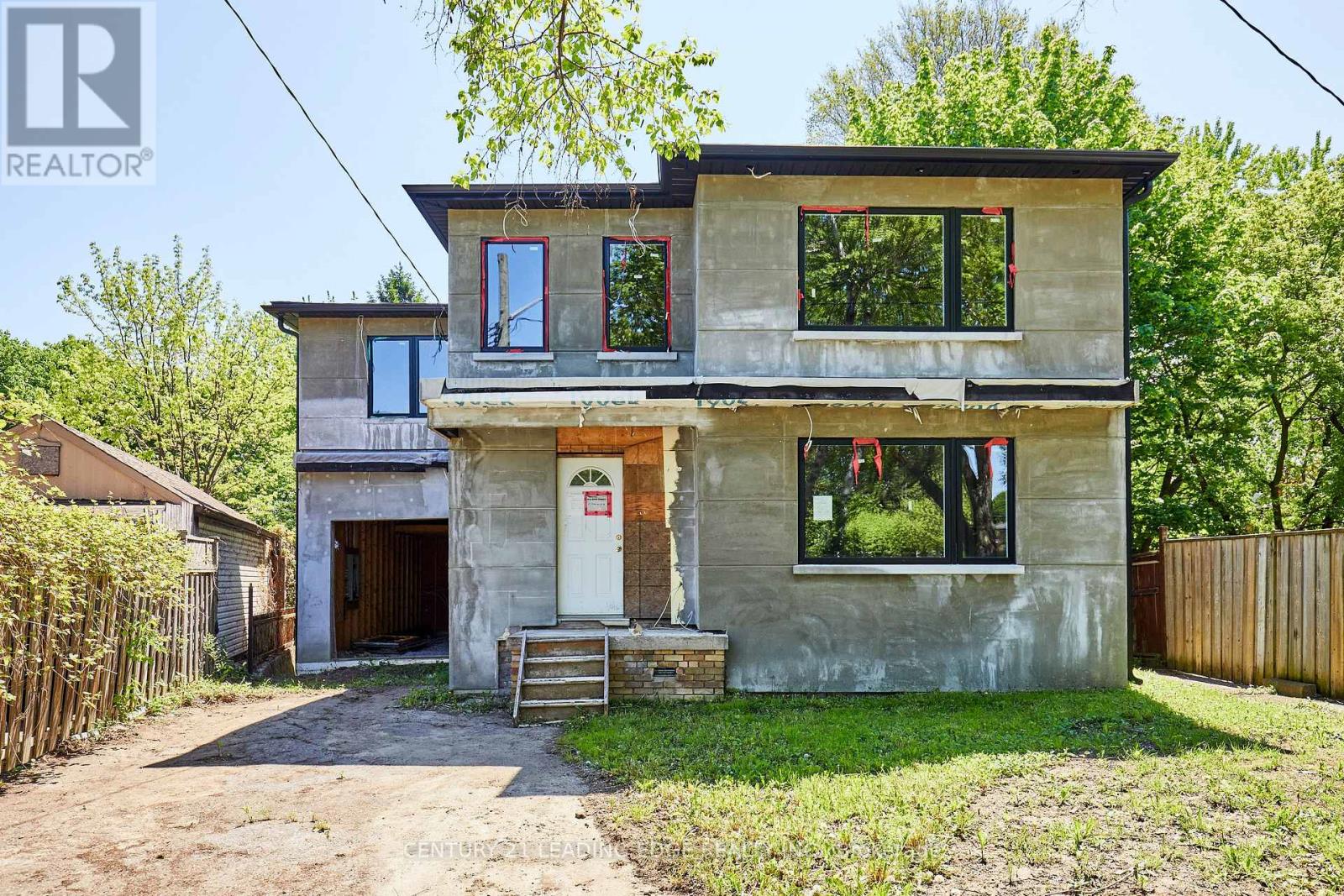 213 Phyllis Avenue, Toronto, Ontario  M1M 1Y9 - Photo 2 - E13166912