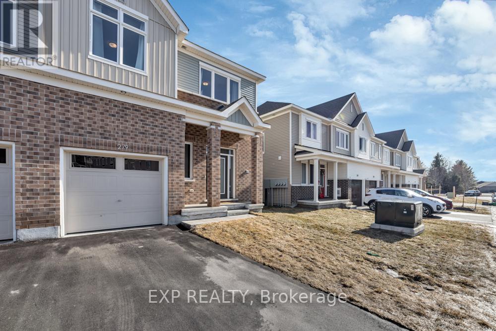 279 Falsetto Street, Ottawa, Ontario  K1W 0S4 - Photo 4 - X13207156
