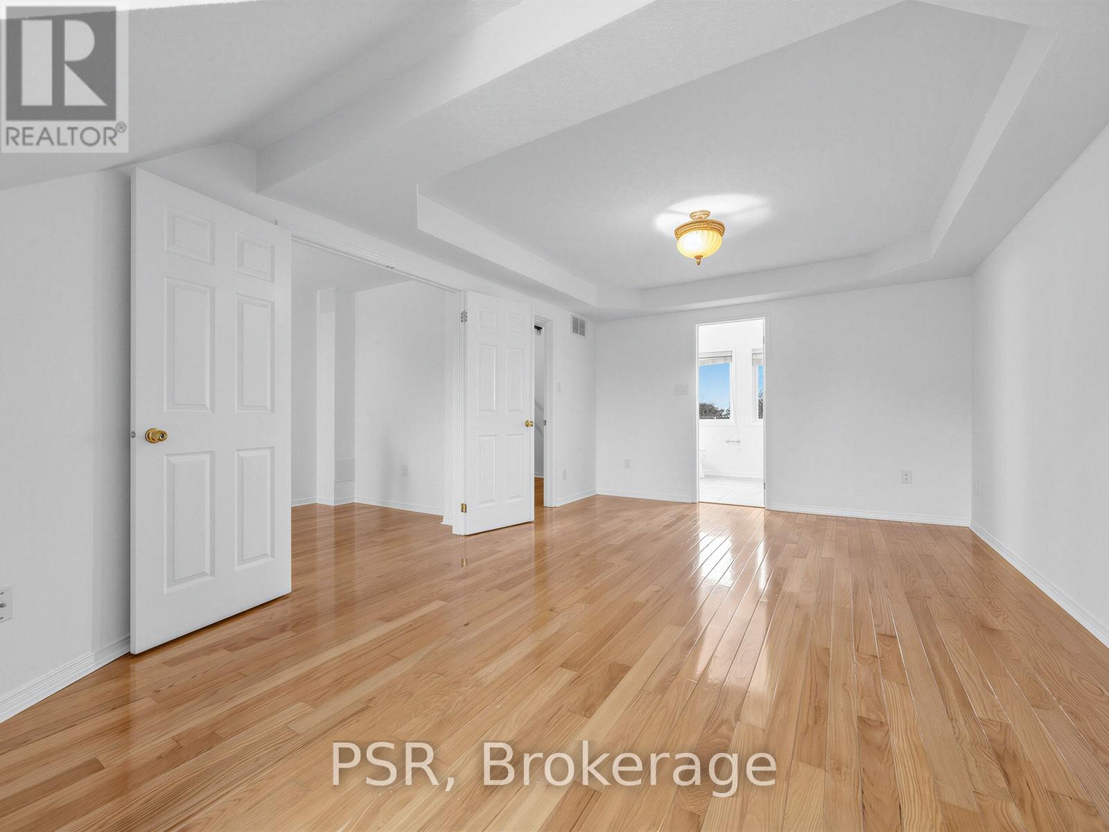 38 Enroutes Street, Toronto, Ontario  M4E 3X8 - Photo 15 - E13207238
