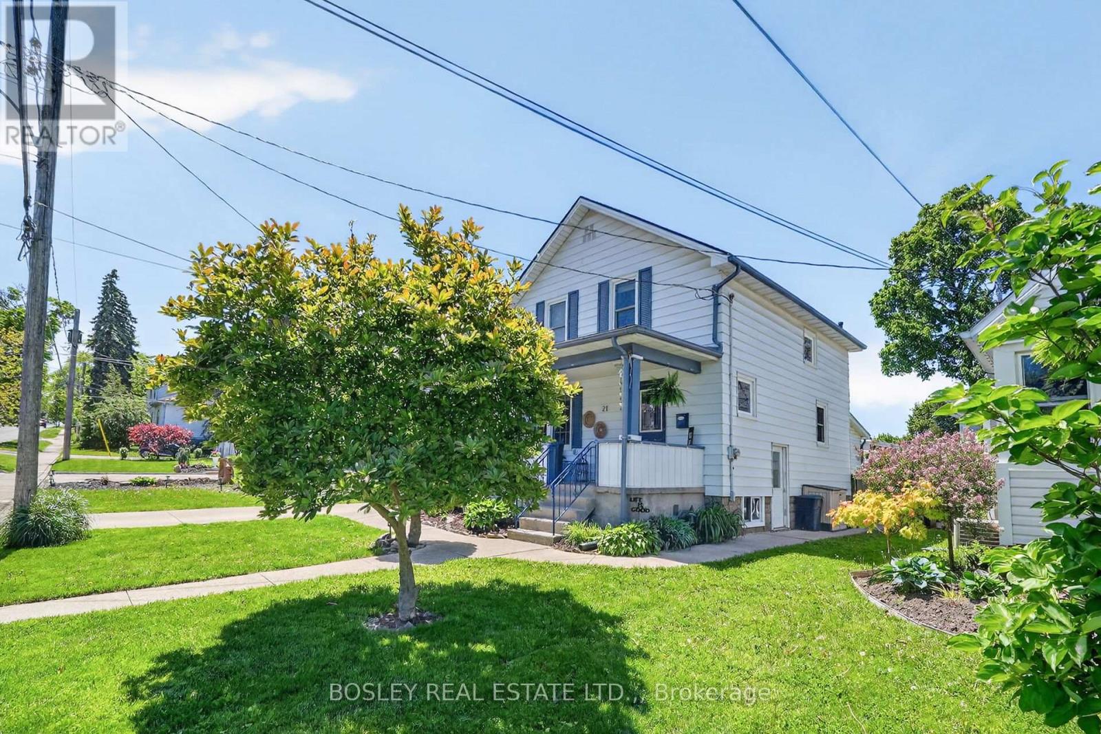 21 Chapel Street N, Thorold, Ontario  L2V 2E3 - Photo 2 - X13207248