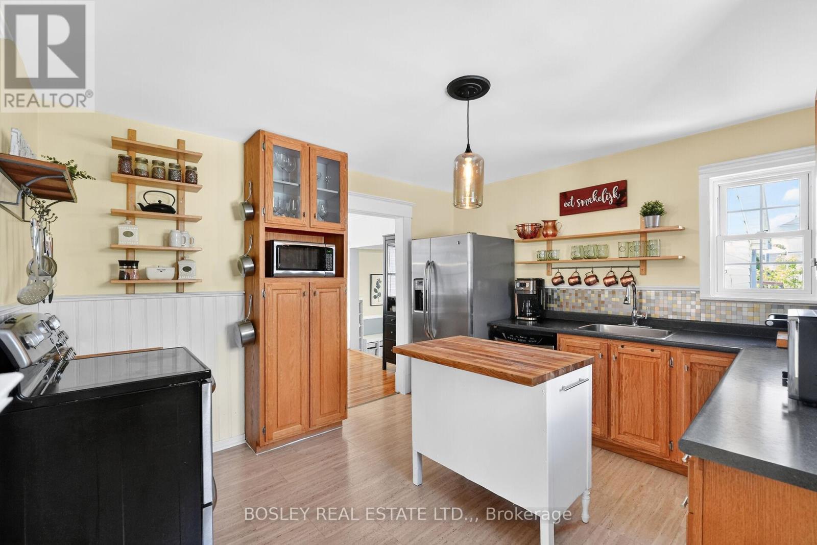 21 Chapel Street N, Thorold, Ontario  L2V 2E3 - Photo 6 - X13207248