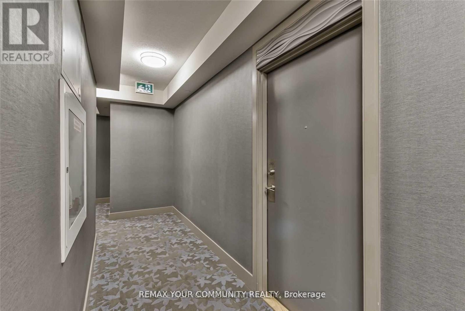 210 - 9618 Yonge Street, Richmond Hill, Ontario  L4C 0X5 - Photo 6 - N13207144