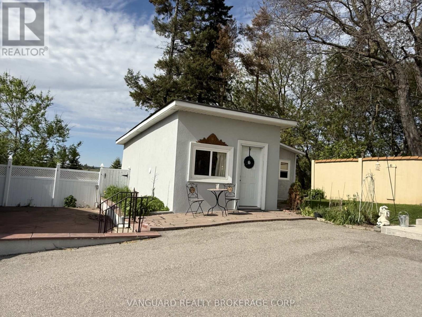 3522 Line 4 Line, Bradford West Gwillimbury, Ontario  L3Z 0Y6 - Photo 2 - N13207168