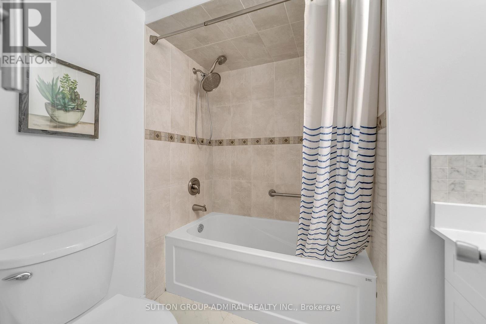 10 Park Lane Circle, Richmond Hill, Ontario  L4C 6S8 - Photo 28 - N13207220