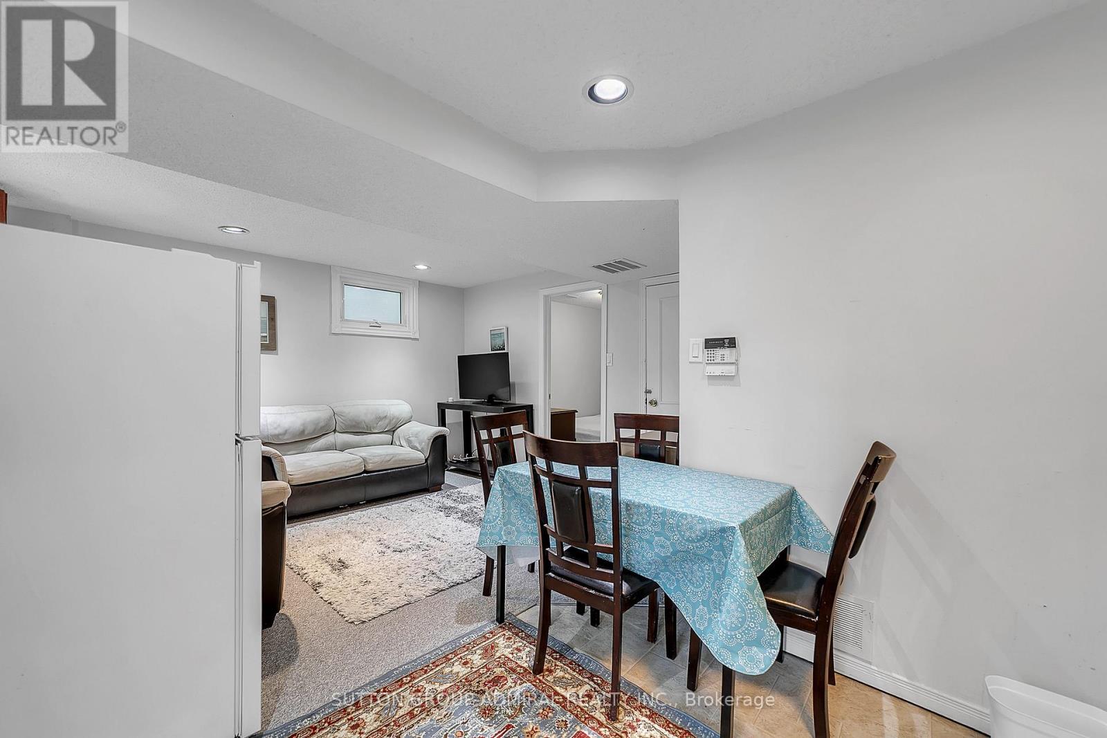 10 Park Lane Circle, Richmond Hill, Ontario  L4C 6S8 - Photo 38 - N13207220