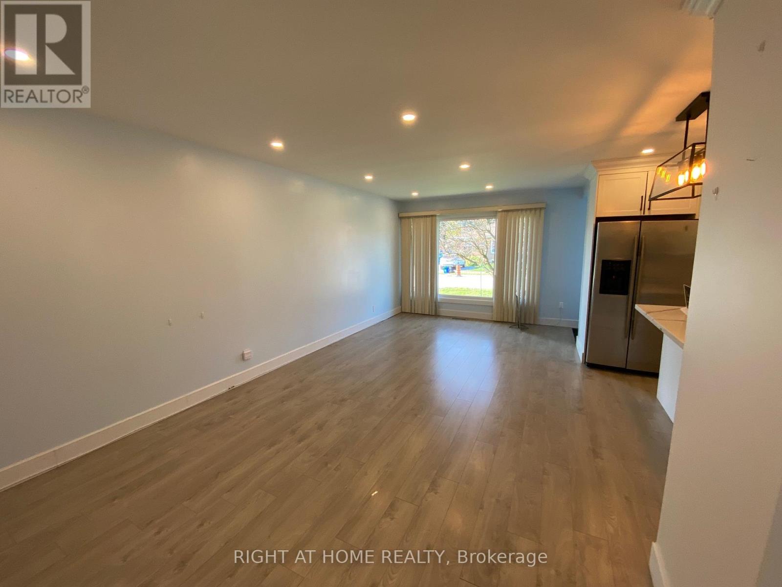 Main - 112 Walter Avenue, Newmarket, Ontario  L3Y 2T6 - Photo 5 - N13207276