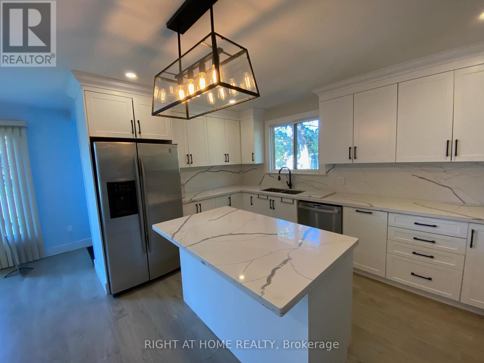 Main - 112 Walter Avenue, Newmarket, Ontario  L3Y 2T6 - Photo 8 - N13207276