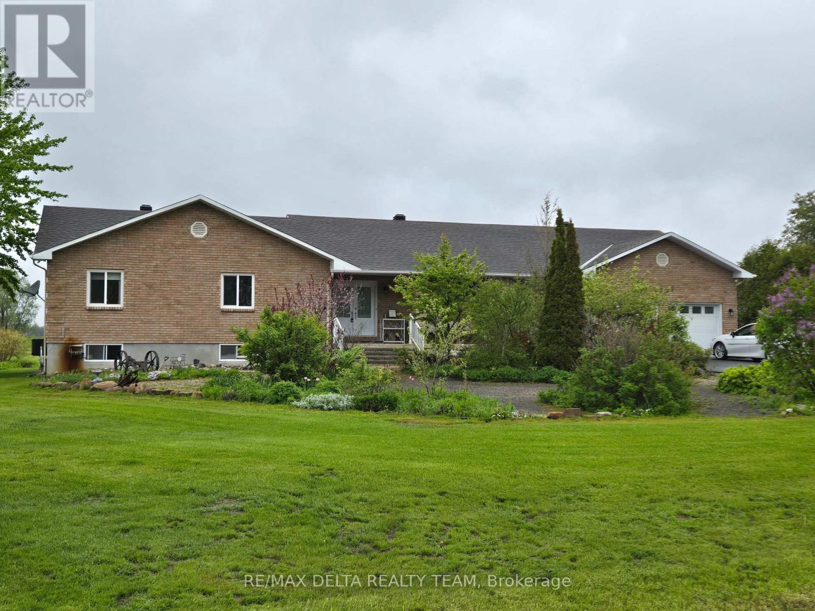 5793 LEITRIM ROAD, Ottawa, Ontario