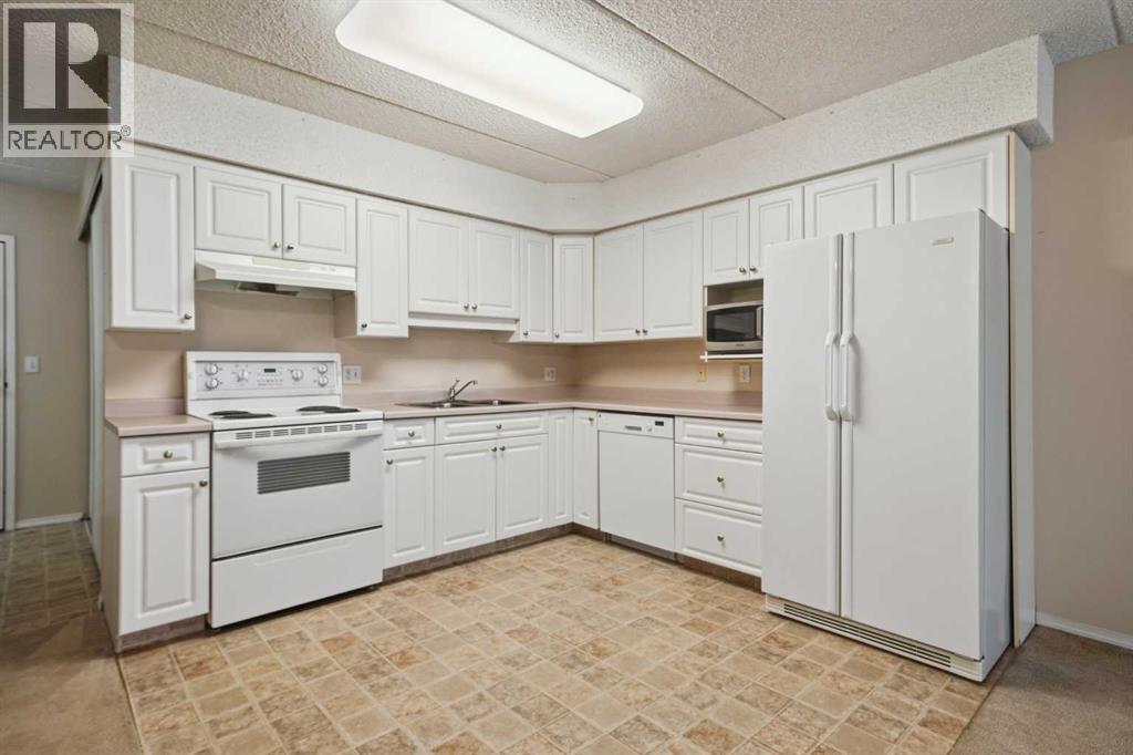 305, 4522 47a Avenue, Red Deer, Alberta  T4N 3R3 - Photo 7 - A2314414