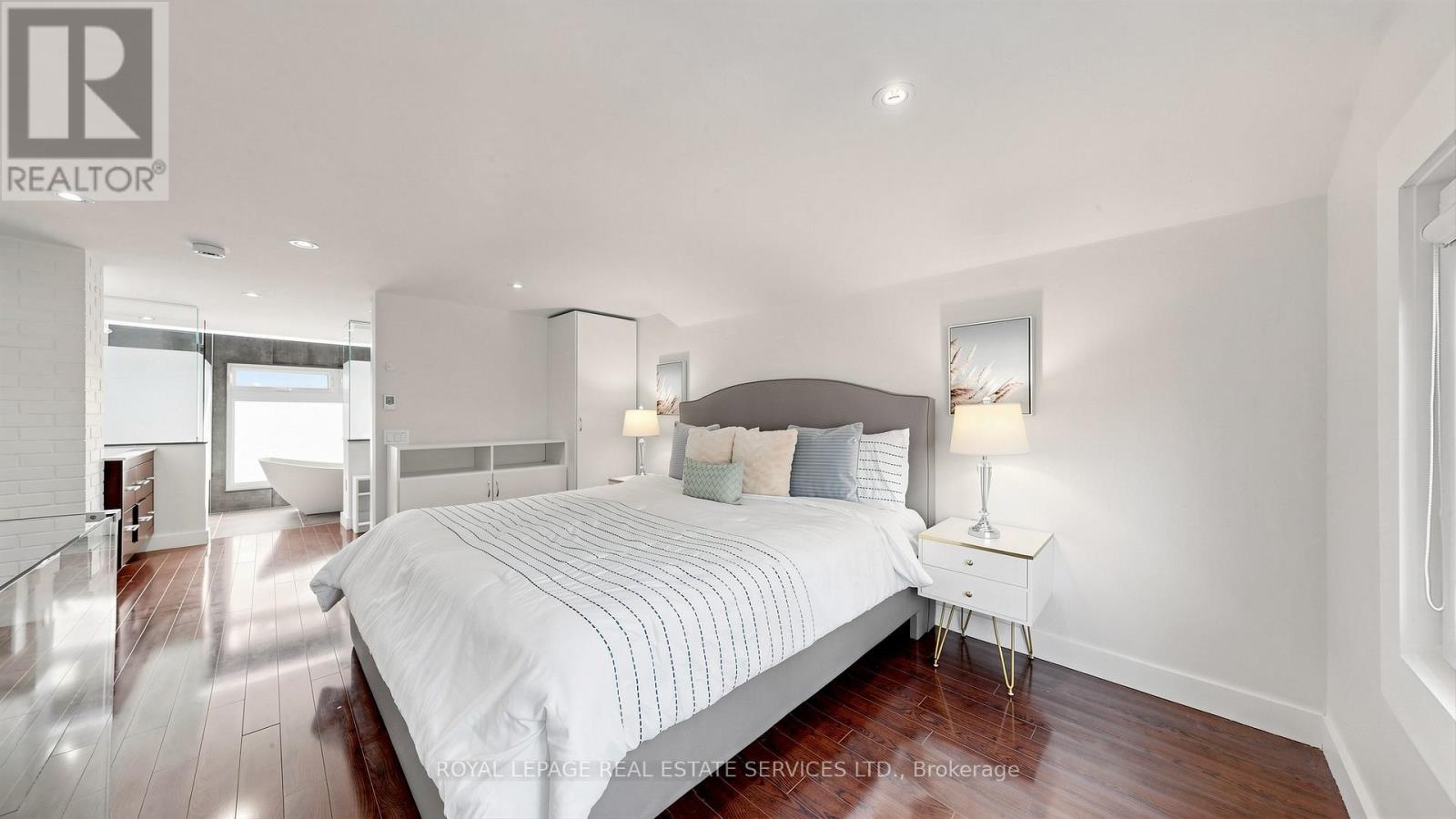 285 Bronte Road, Oakville, Ontario  L6L 3C5 - Photo 21 - W13207128