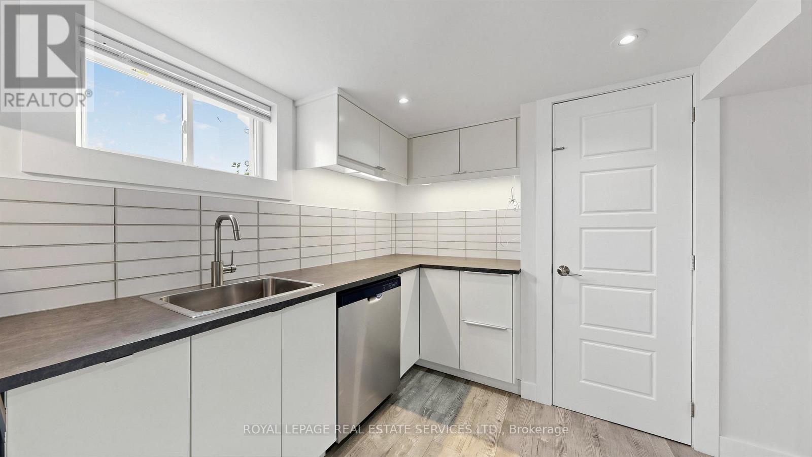 285 Bronte Road, Oakville, Ontario  L6L 3C5 - Photo 32 - W13207128