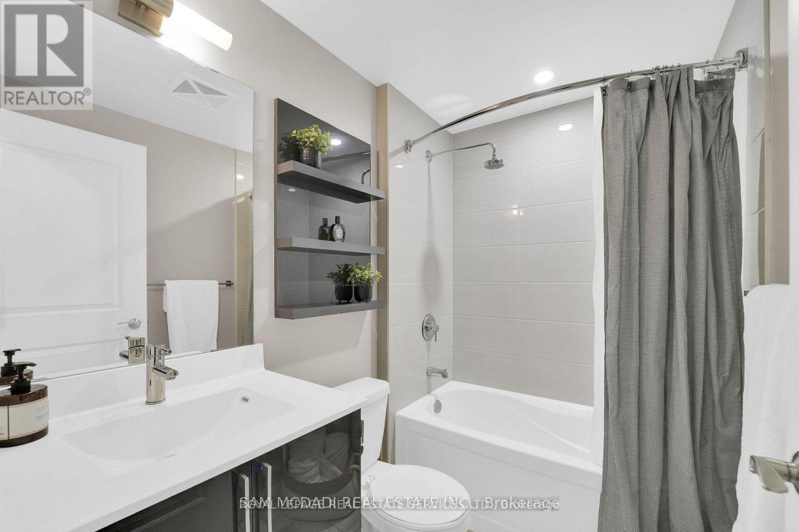 Ph1 - 16 Brookers Lane, Toronto, Ontario  M8V 0A5 - Photo 5 - W13207212