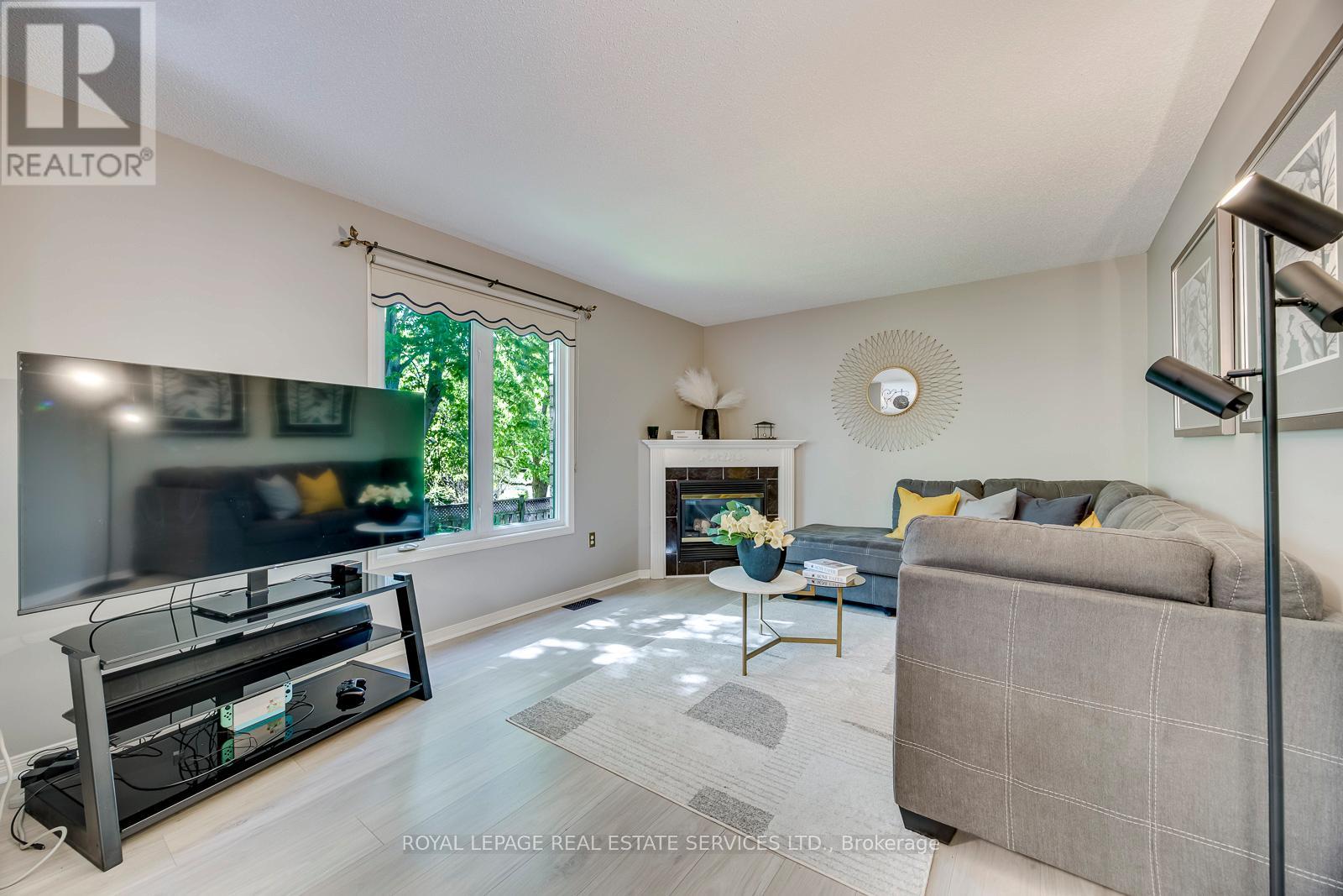 2114 Springdale Road, Oakville, Ontario  L6M 4C6 - Photo 11 - W13207228
