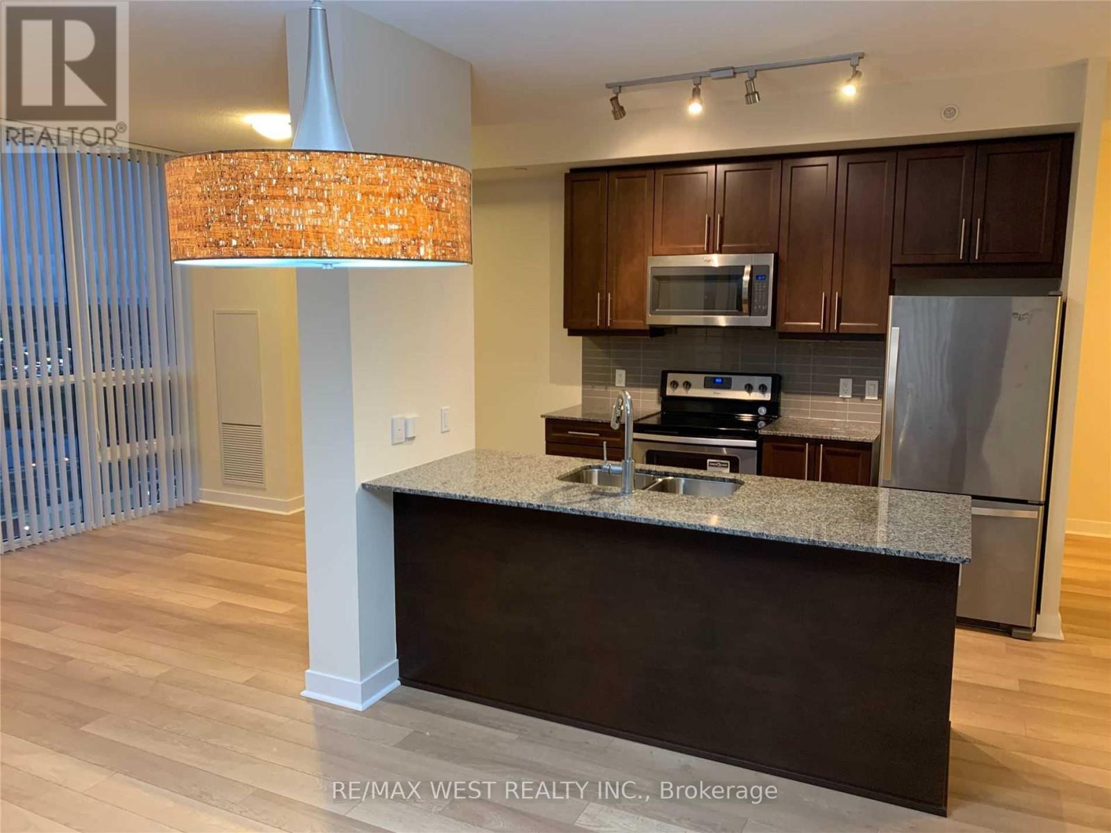1502 - 3975 Grand Park Drive, Mississauga, Ontario  L5B 4M6 - Photo 2 - W13207232