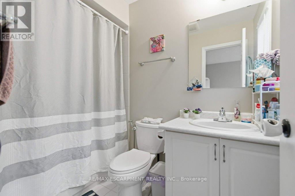2406 Lazio Lane, Oakville, Ontario  L6M 4P4 - Photo 17 - W13207240
