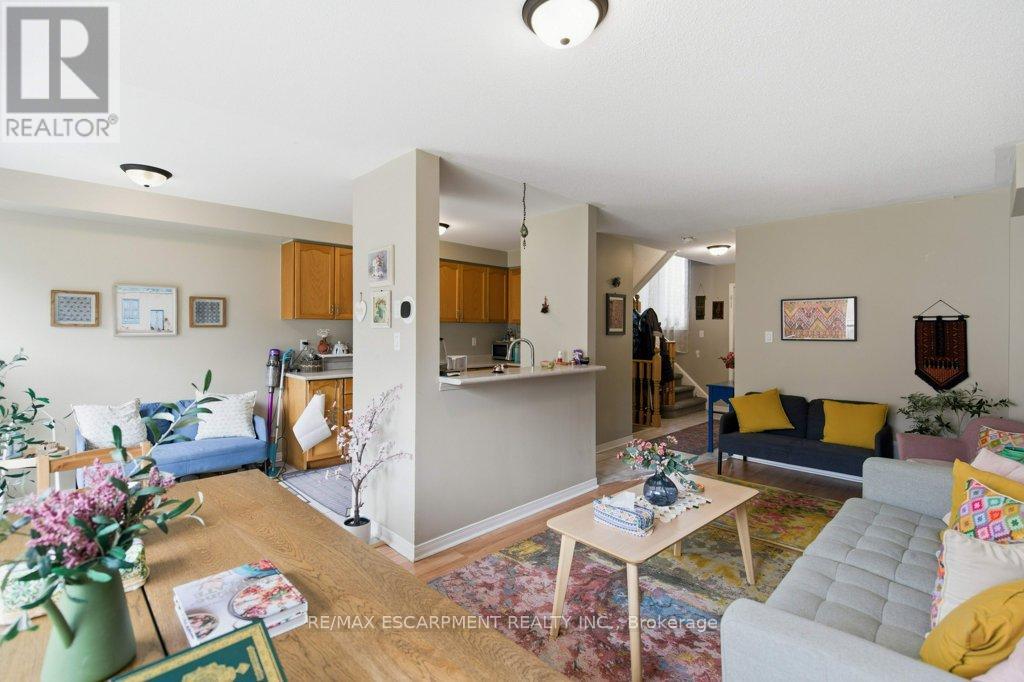 2406 Lazio Lane, Oakville, Ontario  L6M 4P4 - Photo 7 - W13207240