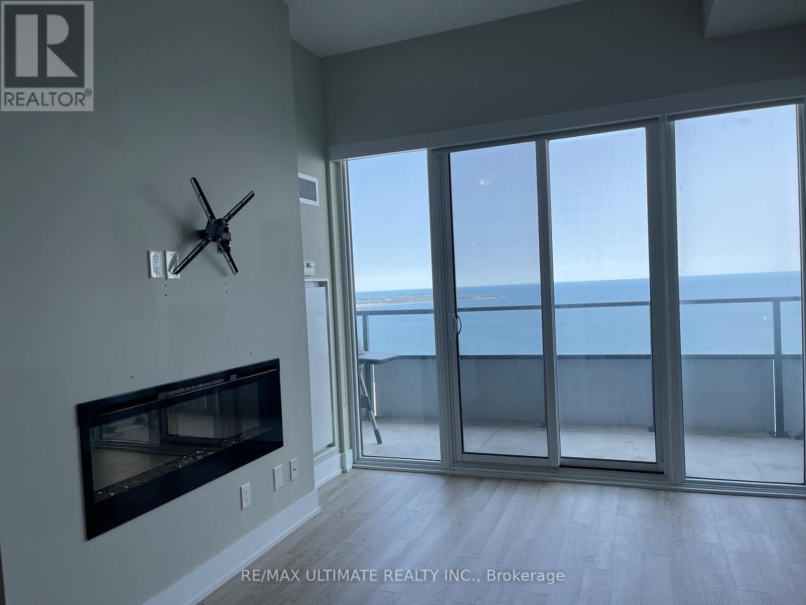 #6206 - 30 Shore Breeze Drive, Toronto, Ontario  M8V 0J1 - Photo 1 - W13207264