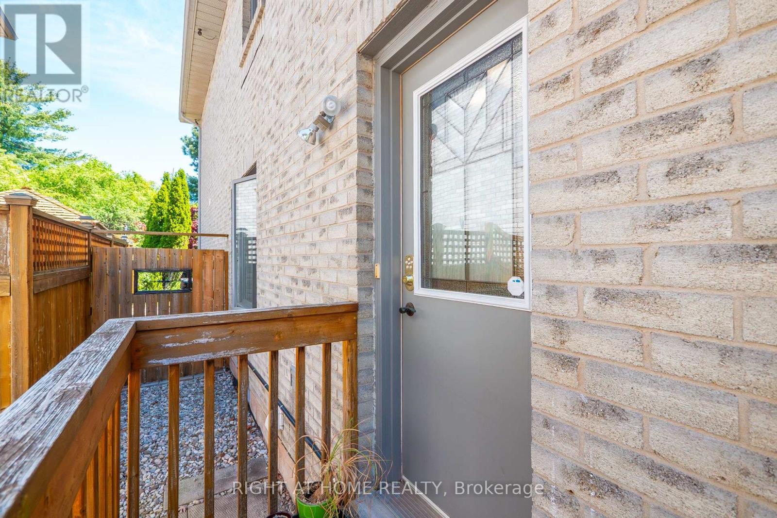 2005 Oak Springs Road, Oakville, Ontario  L6H 5P9 - Photo 36 - W13207270